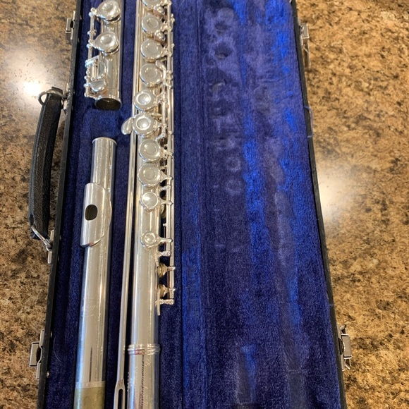 Flute - Picture 3 of 3
